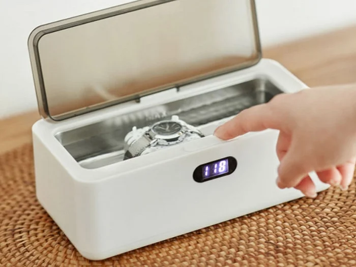 Công nghệ làm sạch đồng hồ bằng siêu âm hoặt động trên hiện tượng cavitation