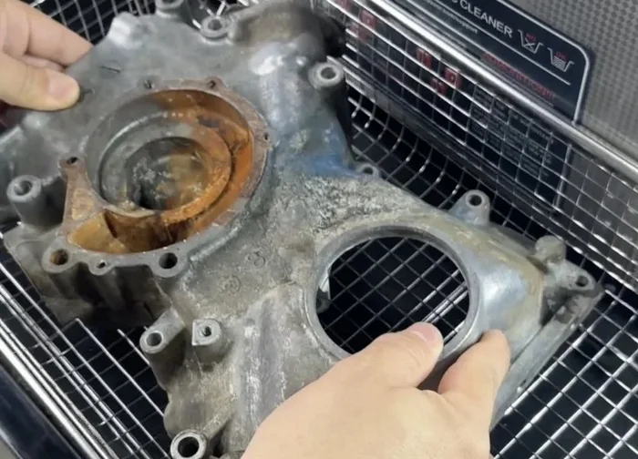 Rất nhiều chi tiết xe máy phù hợp làm sạch với sóng siêu âm để nâng cao hiệu quả vệ sinh