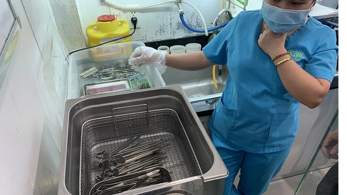 Nguyên lý, hiệu quả và ứng dụng sóng siêu âm diệt khuẩn 5 Sử dụng sóng siêu âm diệt khuẩn được ứng dụng nhiều trong y tế, để tiệt trùng dụng cụ y tế